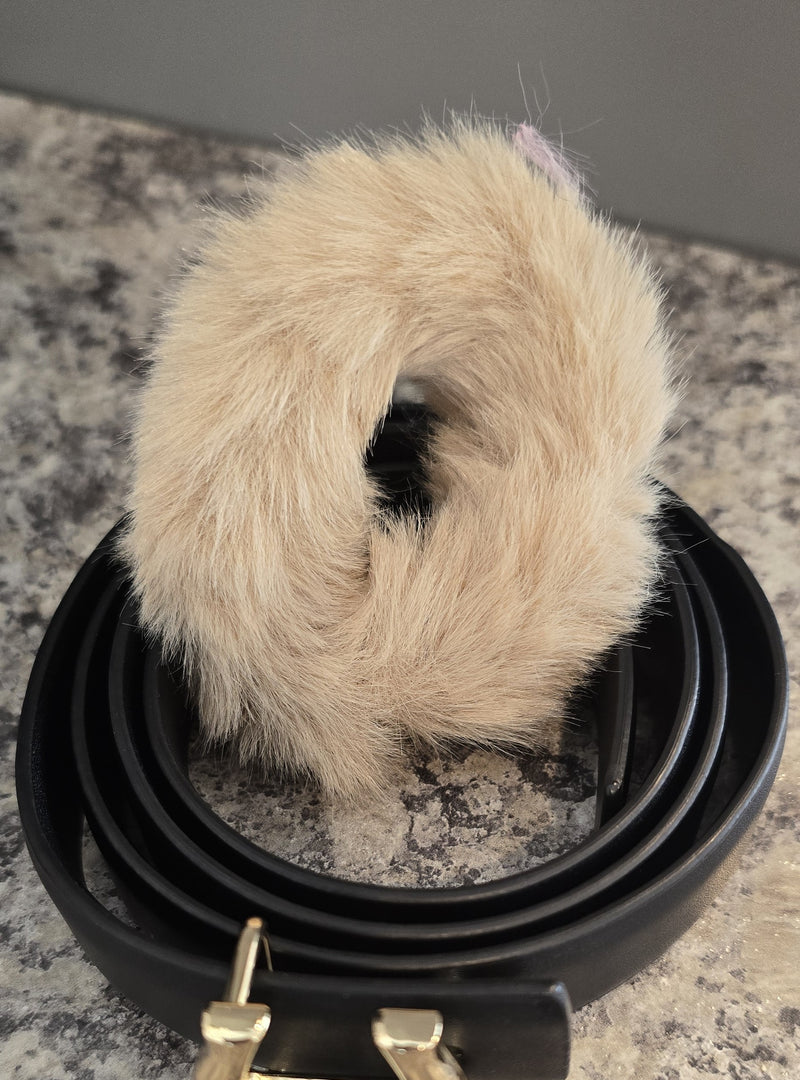 Load image into Gallery viewer, Bella.Rider Galley Singles
